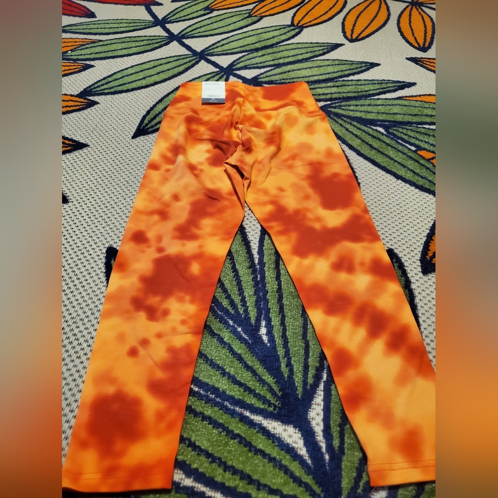 NWT GIRLS MID RISE LEGGINGS XS - Picture 3 of 6